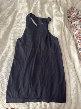 Lululemon swiftly T back